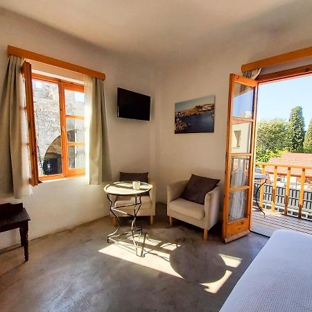St. George Studios Rhodes City Buitenkant foto
